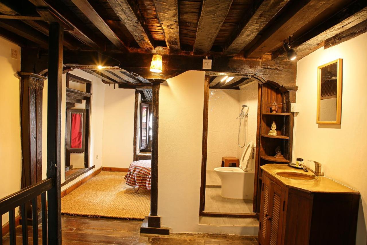 Newa Chen Historic House Unesco 랄릿푸르 외부 사진