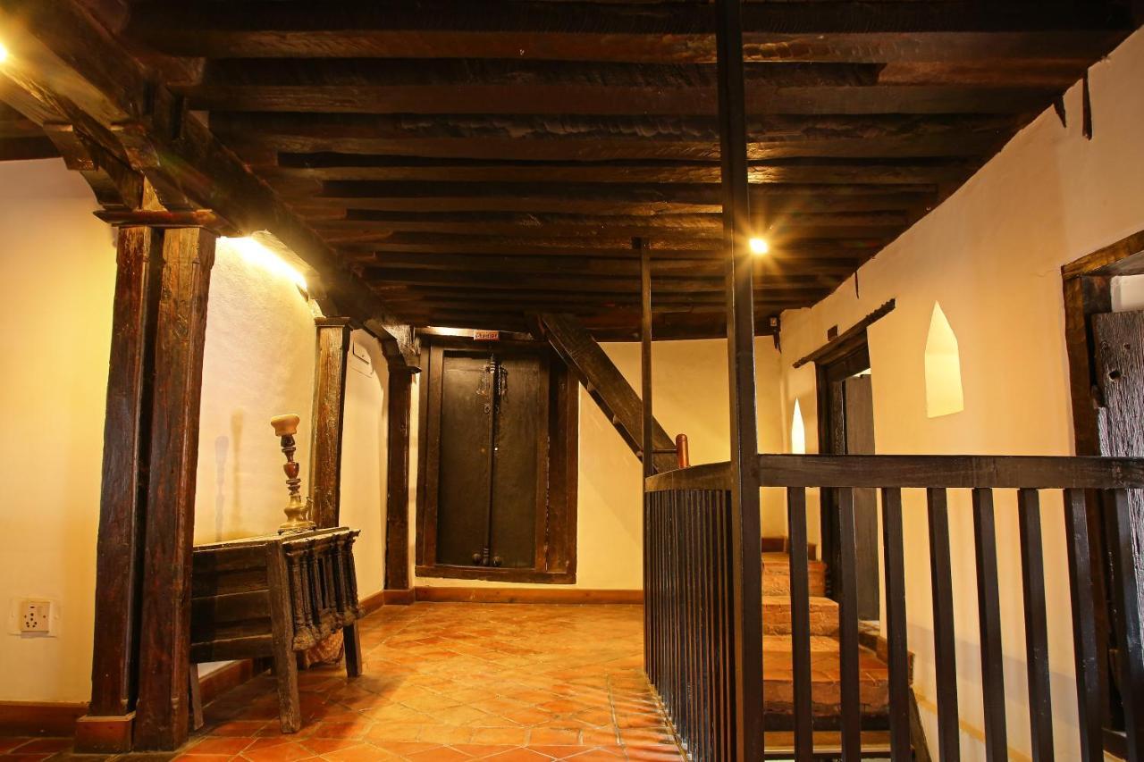 Newa Chen Historic House Unesco 랄릿푸르 외부 사진