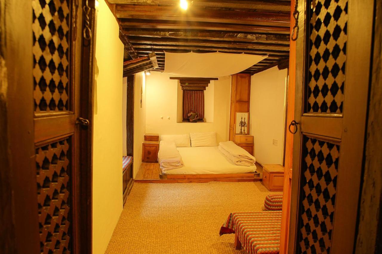 Newa Chen Historic House Unesco 랄릿푸르 외부 사진